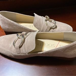 Sole Society suede dusty rose loafer with ring embellishment on top